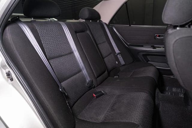 2001 Toyota Altezza JDM car for sale — photo 16 of 16