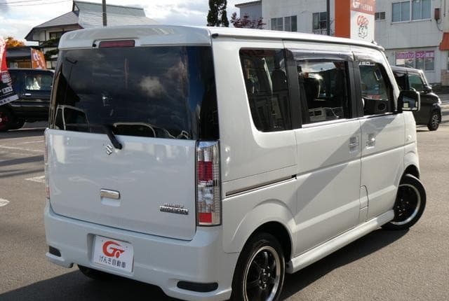 2011 Suzuki Every JDM car for sale — photo 2 of 25