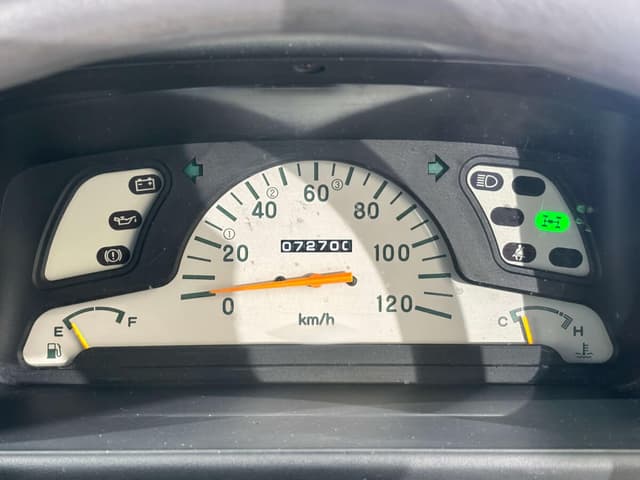 1998 Mitsubishi Minicab JDM car for sale — photo 12 of 25