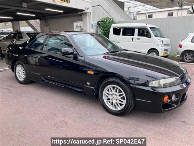 1997 Nissan Skyline JDM car for sale — photo 2 of 3