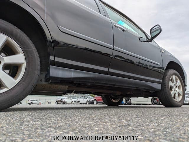 2008 Toyota Harrier JDM car for sale — photo 21 of 25