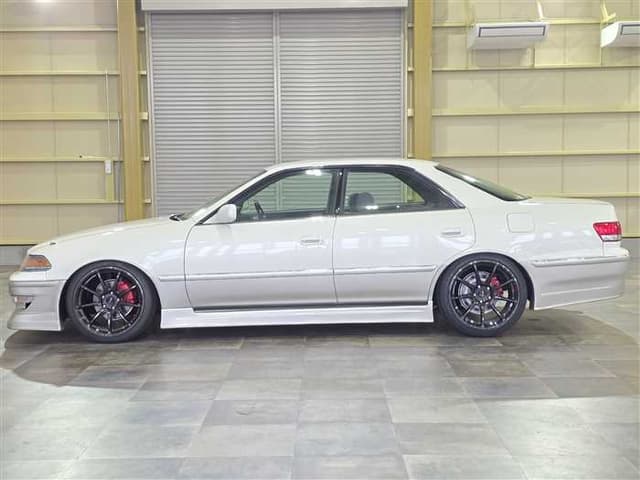1999 Toyota Mark II JDM car for sale — photo 4 of 25