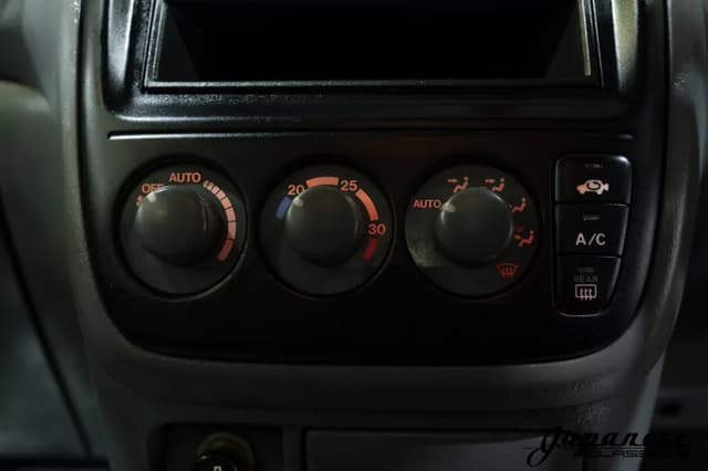 1997 Honda CR-V JDM car for sale — photo 10 of 25