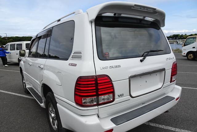 2001 Toyota Land Cruiser JDM car for sale — photo 4 of 10