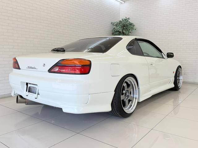 2001 Nissan Silvia JDM car for sale — photo 2 of 18