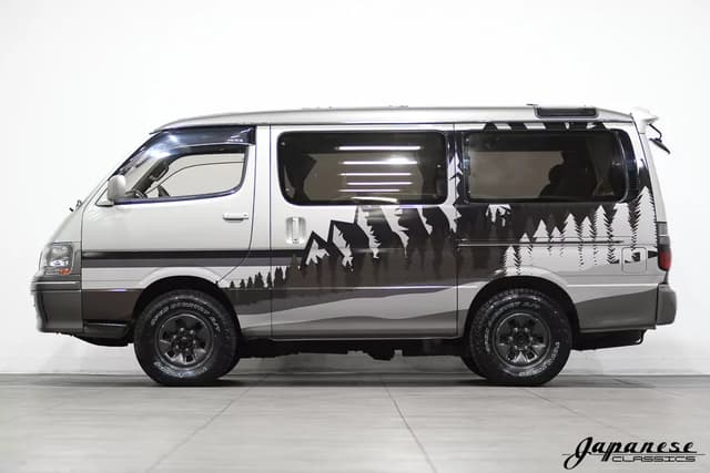 1997 Toyota HiAce JDM car for sale — photo 4 of 25