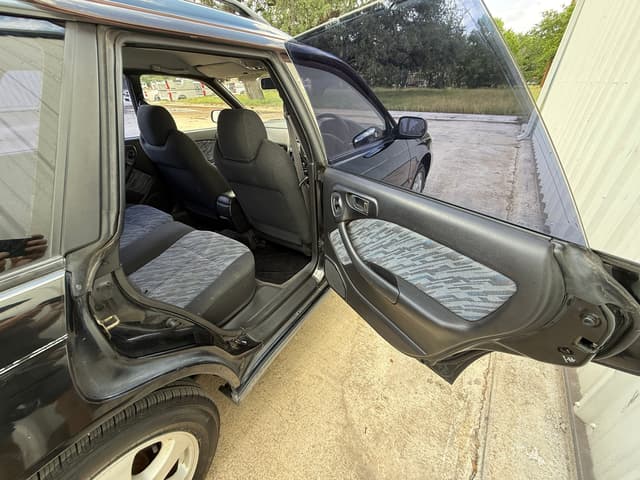 1996 Subaru Legacy JDM car for sale — photo 19 of 23