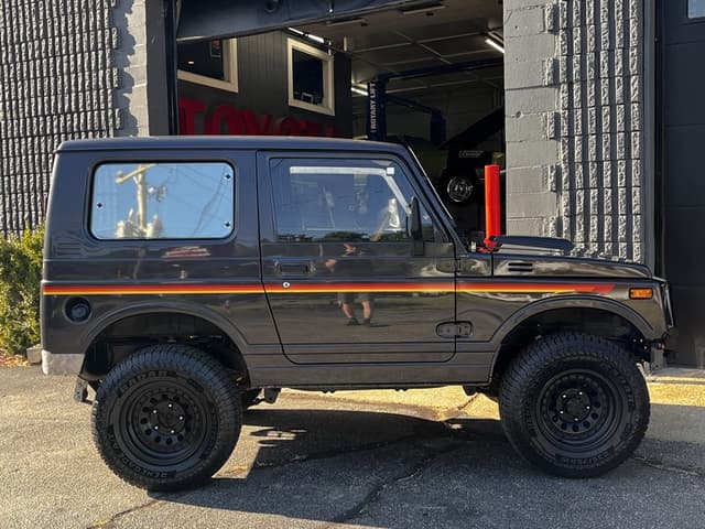 1992 Suzuki Jimny JDM car for sale — photo 8 of 25