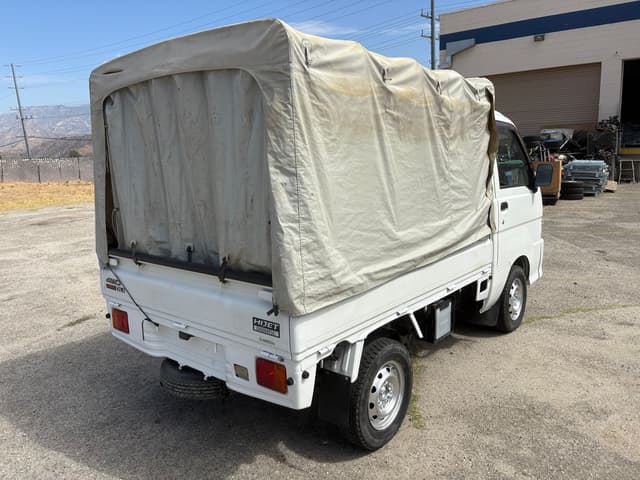 2000 Daihatsu Hijet JDM car for sale — photo 2 of 17