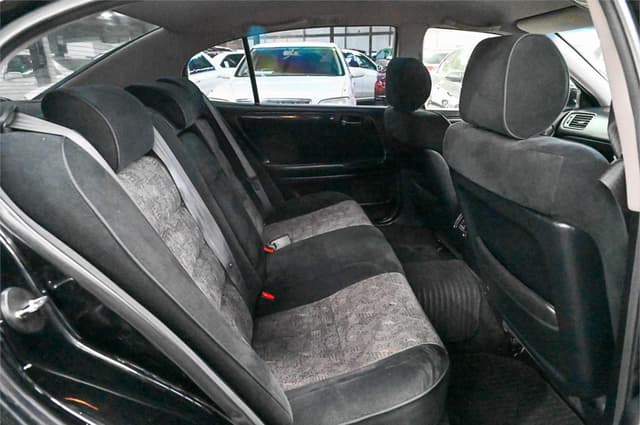 1998 Toyota Aristo JDM car for sale — photo 13 of 21