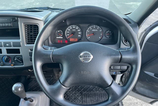 2012 Nissan Caravan JDM car for sale — photo 6 of 25