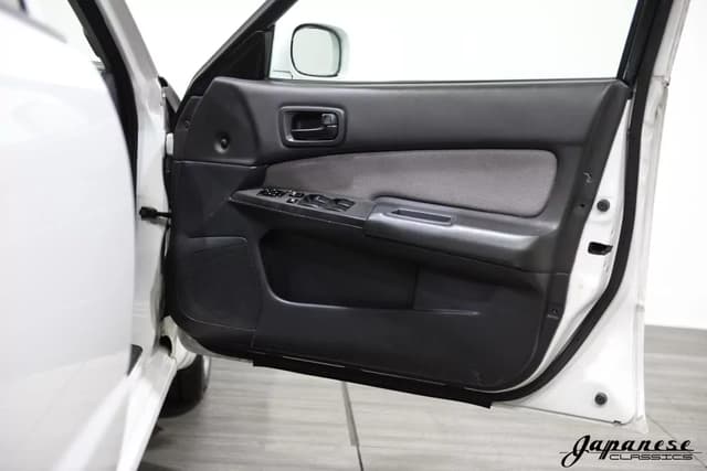 1998 Nissan Skyline JDM car for sale — photo 19 of 25