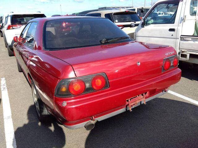 1990 Nissan Skyline JDM car for sale — photo 2 of 6
