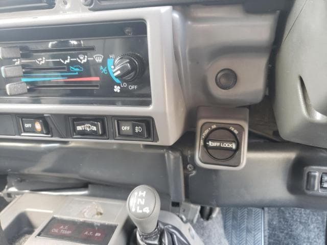 1992 Toyota Land Cruiser JDM car for sale — photo 6 of 8