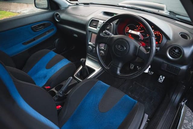 2006 Subaru Impreza JDM car for sale — photo 15 of 18
