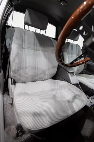 1990 Toyota Hilux JDM car for sale — photo 18 of 25