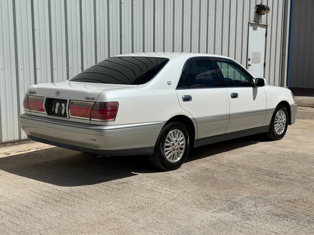 2000 Toyota Crown JDM car for sale — photo 3 of 20