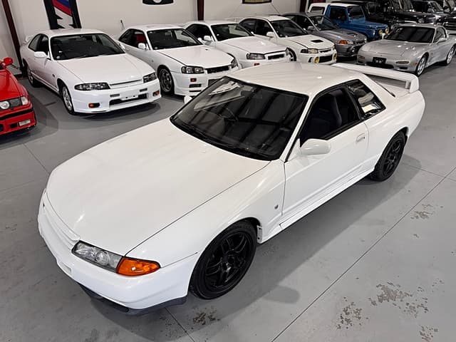 1994 Nissan Skyline JDM car for sale — photo 11 of 25