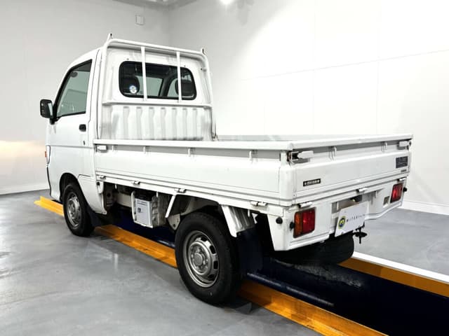 1998 Daihatsu Hijet JDM car for sale — photo 3 of 23