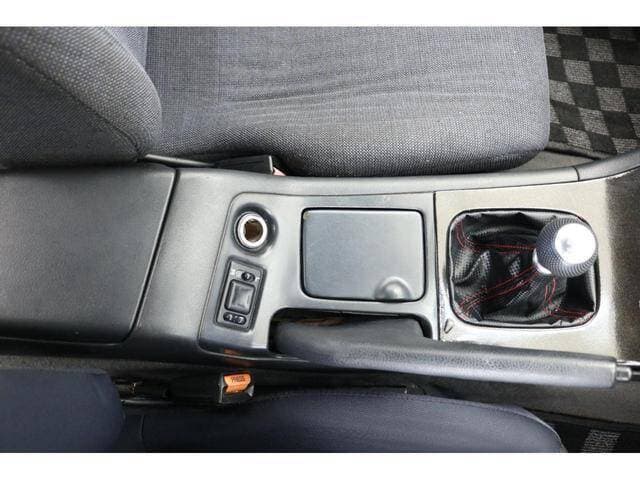 1992 Nissan Silvia JDM car for sale — photo 12 of 17