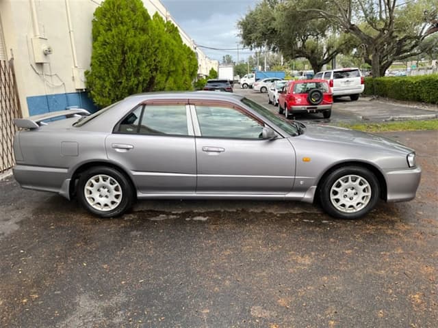 1998 Nissan Skyline JDM car for sale — photo 8 of 17