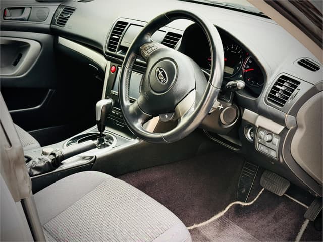 2007 Subaru Legacy JDM car for sale — photo 14 of 25