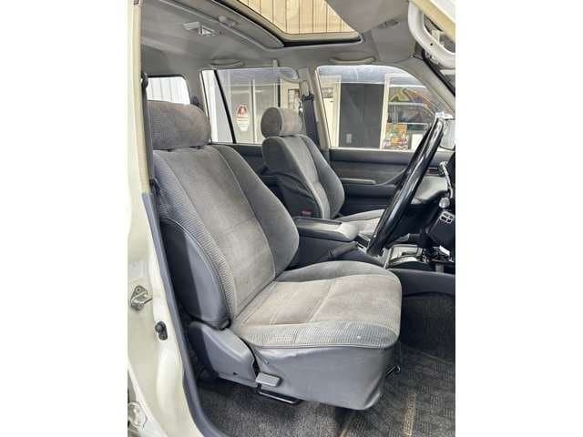 1992 Toyota Land Cruiser JDM car for sale — photo 17 of 23