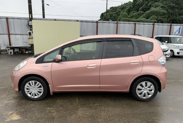 2012 Honda Fit JDM car for sale — photo 6 of 25