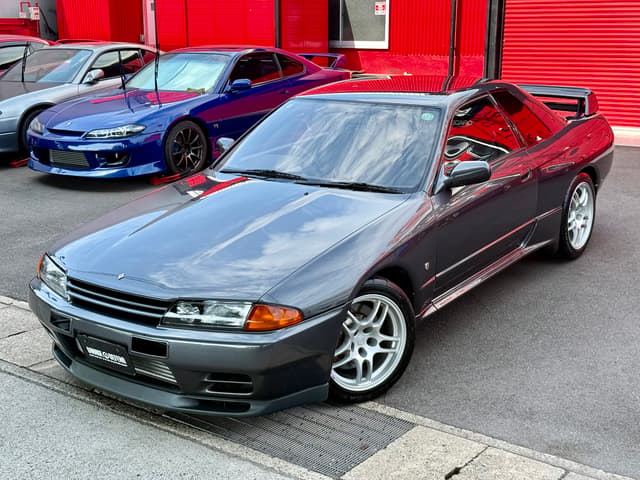 1991 Nissan Skyline JDM car for sale — photo 14 of 25