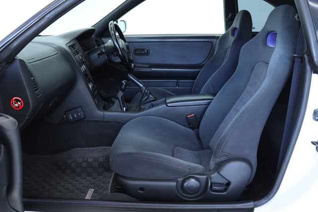 1996 Nissan Skyline JDM car for sale — photo 13 of 25