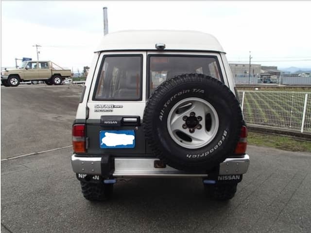 Nissan Safari JDM car for sale — photo 6 of 19