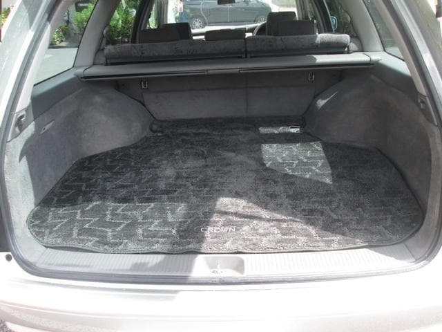 2000 Toyota Crown JDM car for sale — photo 7 of 23