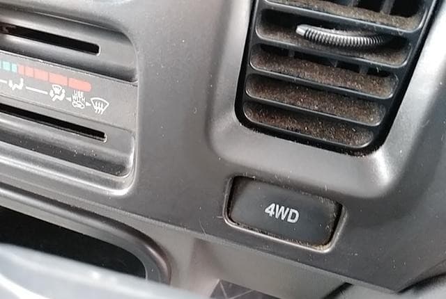 2007 Daihatsu Hijet JDM car for sale — photo 14 of 25