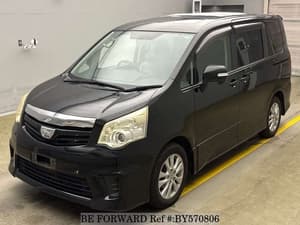 2010 Toyota Noah JDM car for sale
