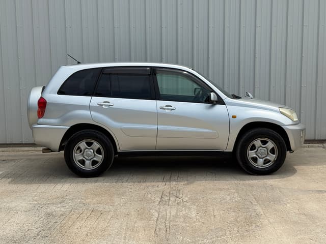 2001 Toyota RAV4 JDM car for sale — photo 2 of 22