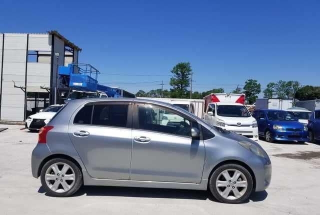 2008 Toyota Vitz JDM car for sale — photo 6 of 25