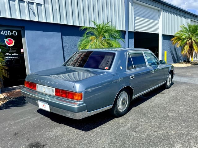 2000 Toyota Century JDM car for sale — photo 8 of 25
