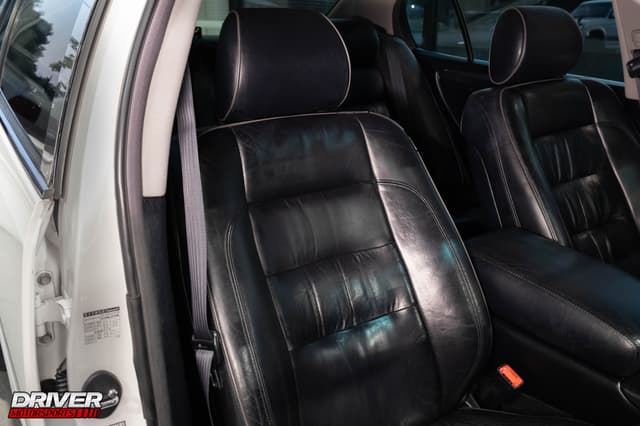 2000 Toyota Aristo JDM car for sale — photo 15 of 25