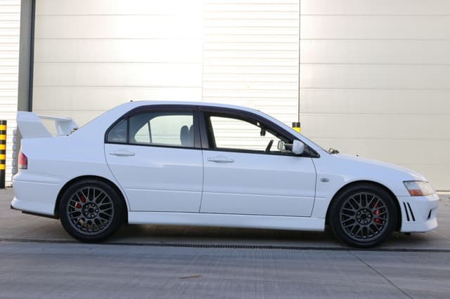 1999 Mitsubishi Lancer Evolution JDM car for sale — photo 4 of 25