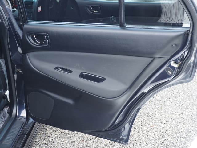 2001 Mitsubishi Legnum JDM car for sale — photo 24 of 25