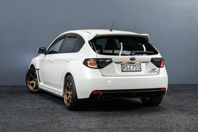 2009 Subaru Impreza JDM car for sale — photo 8 of 16