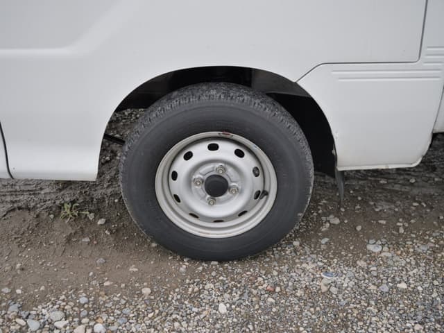 2000 Daihatsu Hijet JDM car for sale — photo 5 of 25