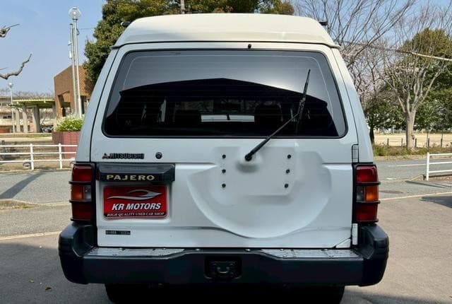 1994 Mitsubishi Pajero JDM car for sale — photo 7 of 9
