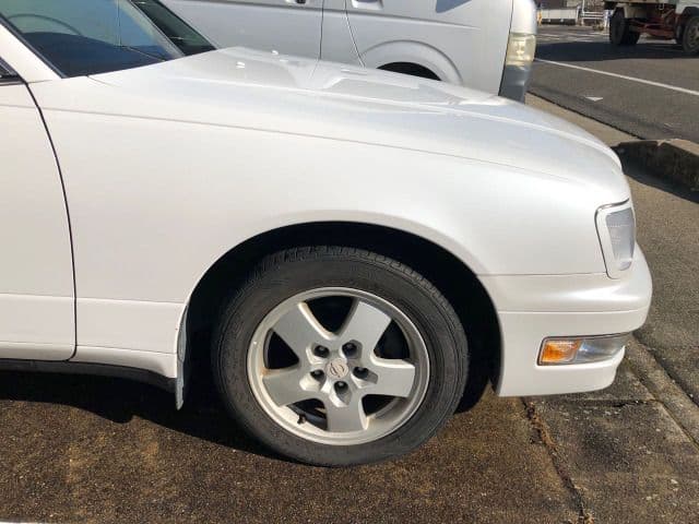 1995 Nissan Gloria JDM car for sale — photo 5 of 25