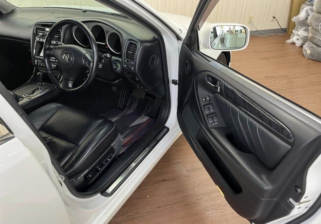 2000 Toyota Aristo JDM car for sale — photo 15 of 16