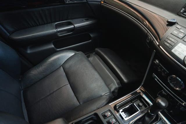 2005 Nissan Fuga JDM car for sale — photo 13 of 20
