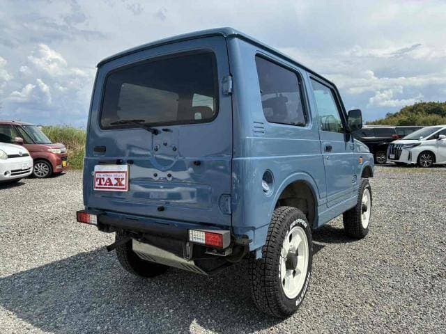 1998 Suzuki Jimny JDM car for sale — photo 19 of 19