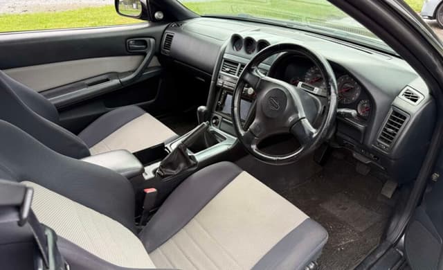1998 Nissan Skyline JDM car for sale — photo 12 of 14