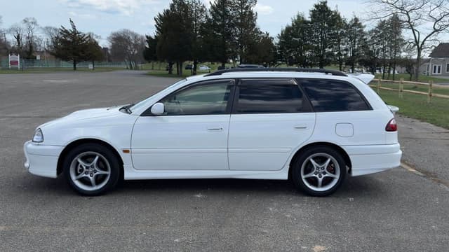 1997 Toyota Caldina JDM car for sale — photo 2 of 14