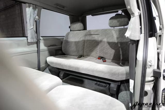 1998 Toyota HiAce JDM car for sale — photo 18 of 25